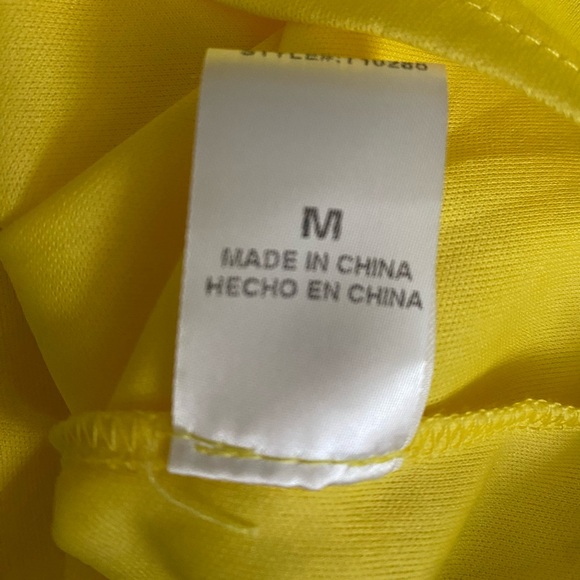 Andree By Unit Off Shoulder Yellow Top. - Picture 5 of 8